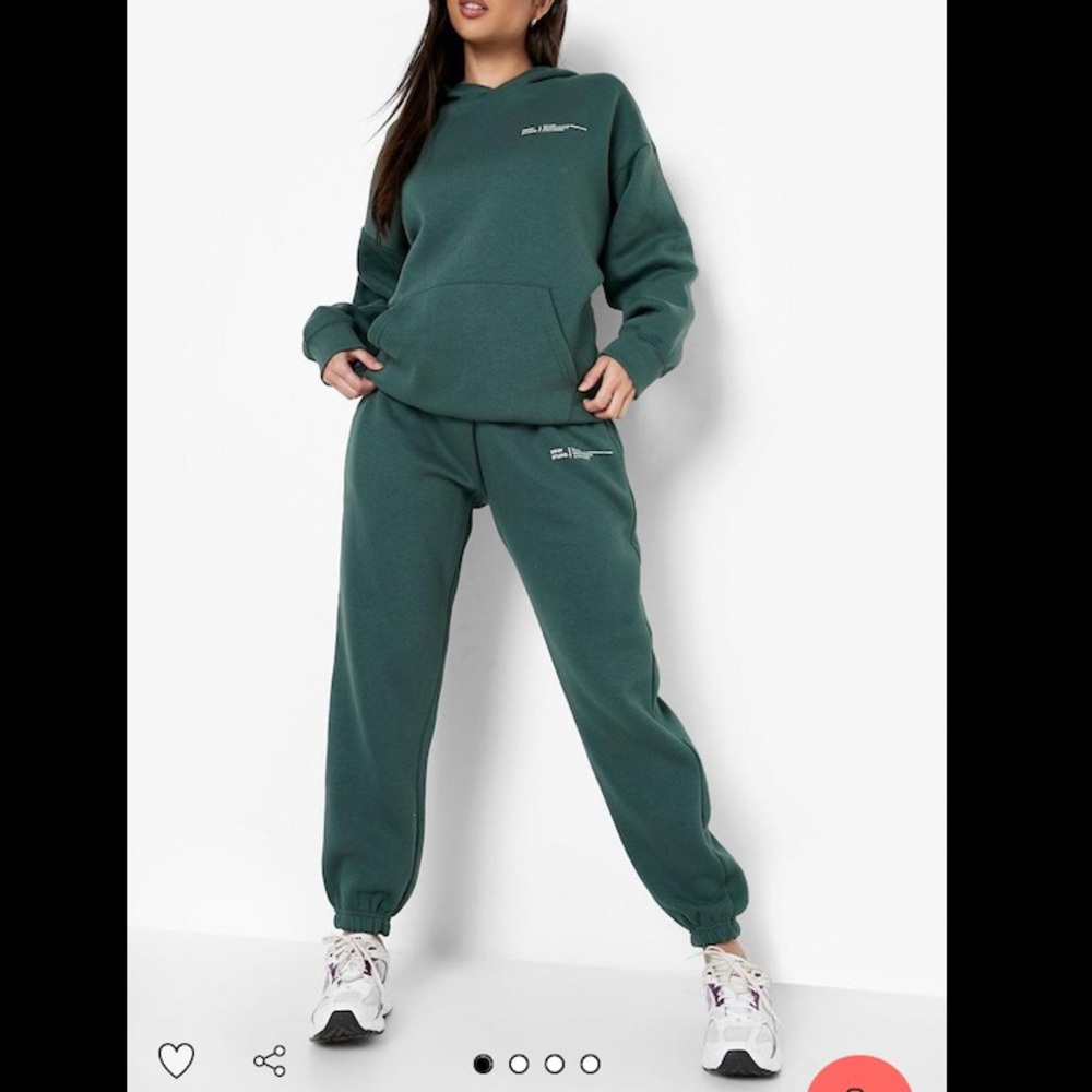 Forest green sweatsuit